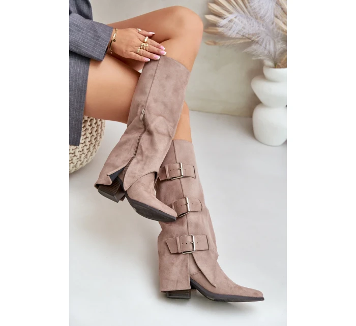 Kozačky Na Podpatku S Ohnutou Holení A Přezkami Béžové Vamissa Kozačky Na Podpatku S Ohnutou Holení A Přezkami Béžové Vamissa