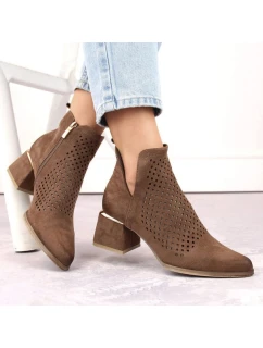 Semišové boty na podpatku W model 21996771 hnědé - Potocki