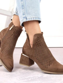 Semišové boty na podpatku W model 21996771 hnědé - Potocki