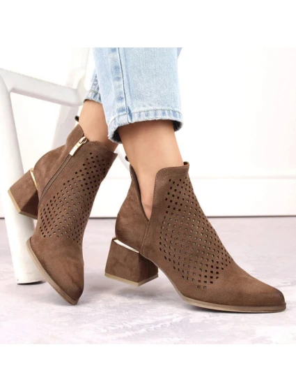 Semišové boty na podpatku W model 21996771 hnědé - Potocki Semišové boty na podpatku W model 21996771 hnědé - Potocki