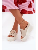 Sandal na platformě a klínu s ozdobou béžové model 21688179 - Boto Sandal na platformě a klínu s ozdobou béžové model 21688179 - Boto