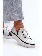 Bílé lakované dámské kožené tenisky D&A LR535