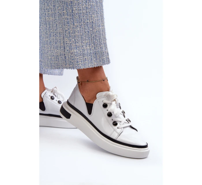 Bílé lakované dámské kožené tenisky D&A LR535