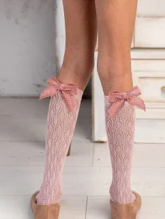 DĚTSKÉ PODKOLENKY S KRAJKOVOU APLIKACÍ DR2506