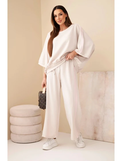 Dámský komplet viskózový máslový se širokými nohavicemi a volnou blůzou béžový