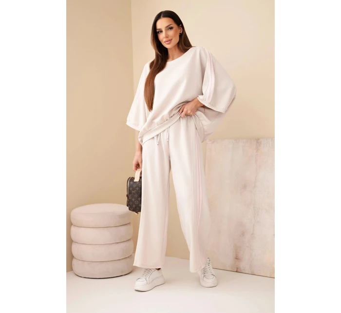 Dámský komplet viskózový máslový se širokými nohavicemi a volnou blůzou béžový