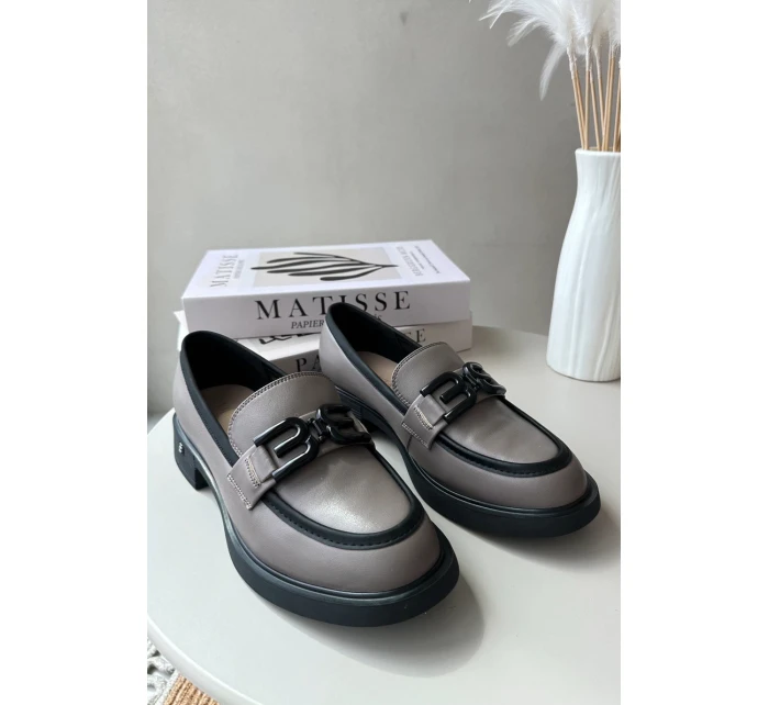 Elegantní dámské kožené mokasíny tmavě béžové Triana Elegantní dámské kožené mokasíny tmavě béžové Triana