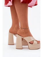 Dámské Klapky Na Platformě A Podpatku Béžové model 21688158 - Boto Dámské Klapky Na Platformě A Podpatku Béžové model 21688158 - Boto