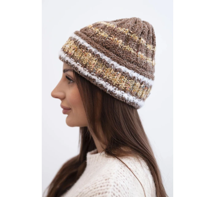 Dámská zimní vlněná čepice s ozdobnými krystalky K399 černá