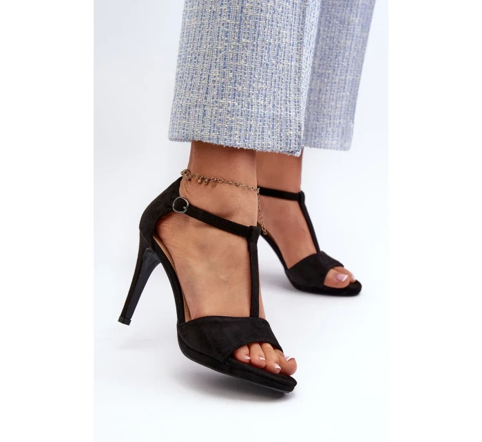 Dámské sandály na vysokém podpatku vyrobené z ekologického semiše, černá obdaria Dámské sandály na vysokém podpatku vyrobené z ekologického semiše, černá obdaria