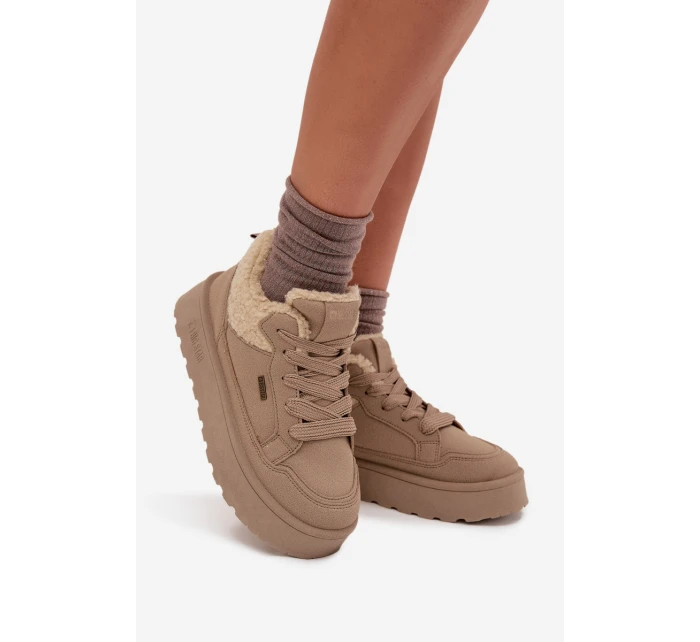 Dámské zateplené sportovní boty na platformě model 21817728 Béžová - Big Star Dámské zateplené sportovní boty na platformě model 21817728 Béžová - Big Star