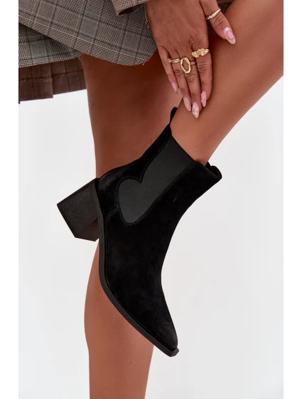 Kožené semišové dámské boty na podpatku vyhřáté Artiker 57C0049 Černé