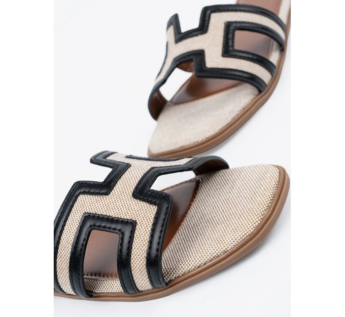 Praktické  nazouváky dámské černé na plochém podpatku