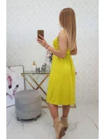 Šaty s širokými ramínky