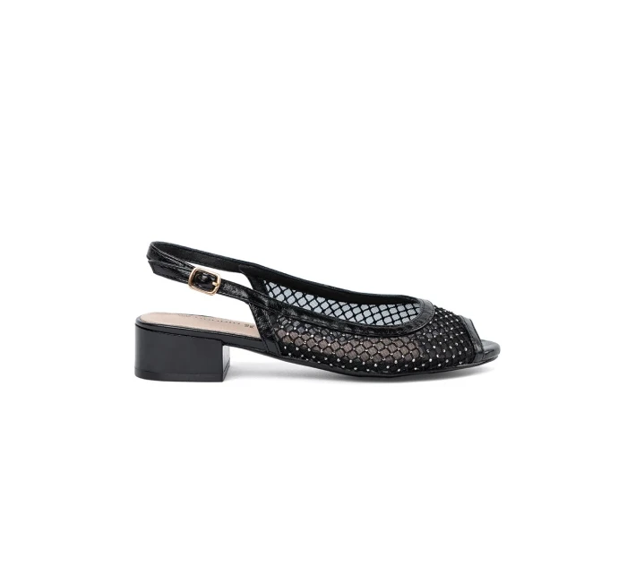 Moderní černé dámské  sandály Obcas