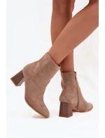 Dámské Botky Z Eko Semiše Na Podpatku Se Zámkem Béžové Zelita Dámské Botky Z Eko Semiše Na Podpatku Se Zámkem Béžové Zelita
