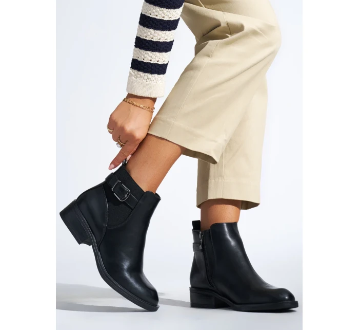 Luxusní kotníčkové boty dámské černé na plochém podpatku Luxusní kotníčkové boty dámské černé na plochém podpatku