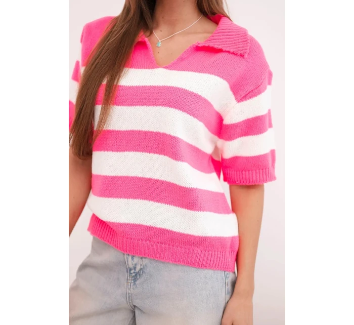 Dámský pruhovaný svetr s límečkem a krátkým rukávem neonově růžový Dámský pruhovaný svetr s límečkem a krátkým rukávem neonově růžový