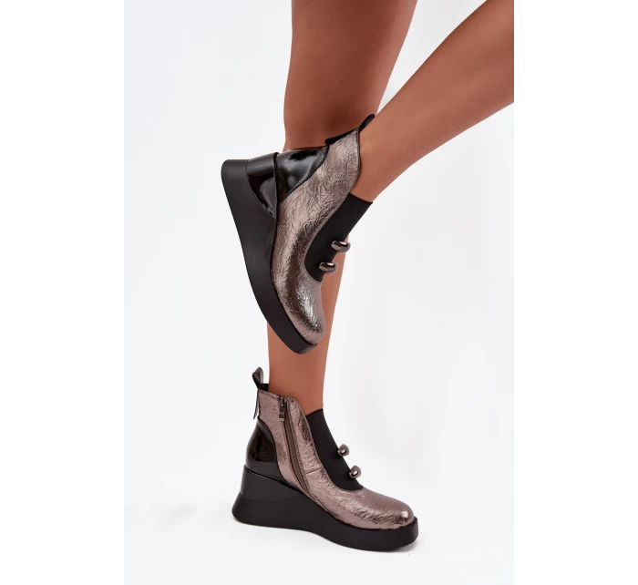 Dámské kotníkové boty na platformě D&A MR52-106 metalické Dámské kotníkové boty na platformě D&A MR52-106 metalické