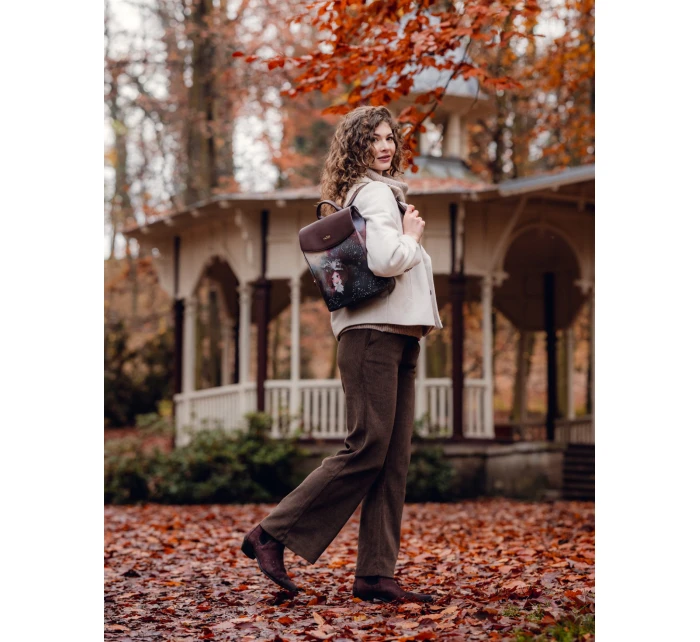 Dámský batoh Vushie Rosalie Rounded Flap Backpack Dámský batoh Vushie Rosalie Rounded Flap Backpack