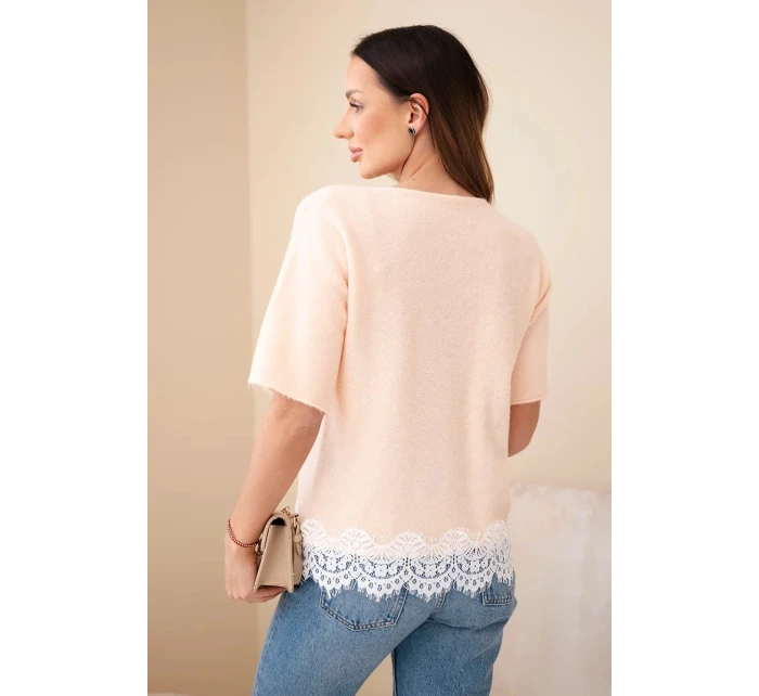 Dámský svetr s krátkým rukávem a krajkou lososový