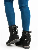 Módní kotníčkové boty dámské černé na plochém podpatku Módní kotníčkové boty dámské černé na plochém podpatku