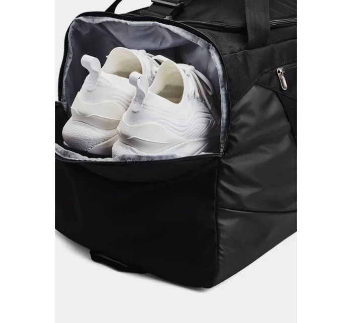 Vak model 21424559 - Under Armour