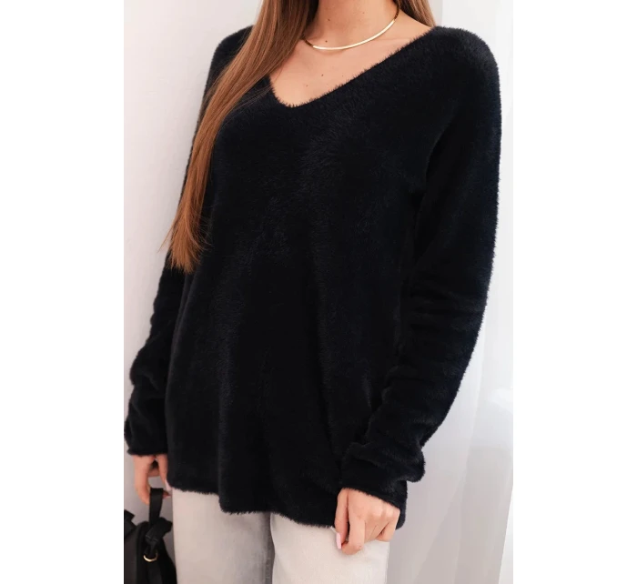 Dámský svetr s vlnou a výstřihem do V černý