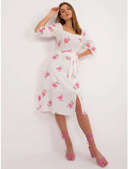 Šaty LK SK 508964 3.95 bílá a růžová Šaty LK SK 508964 3.95 bílá a růžová