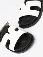 Módní nazouváky bílé dámské platforma Módní nazouváky bílé dámské platforma