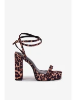 Dámské sandály na podpatku s páskem model 21696044 - Boto