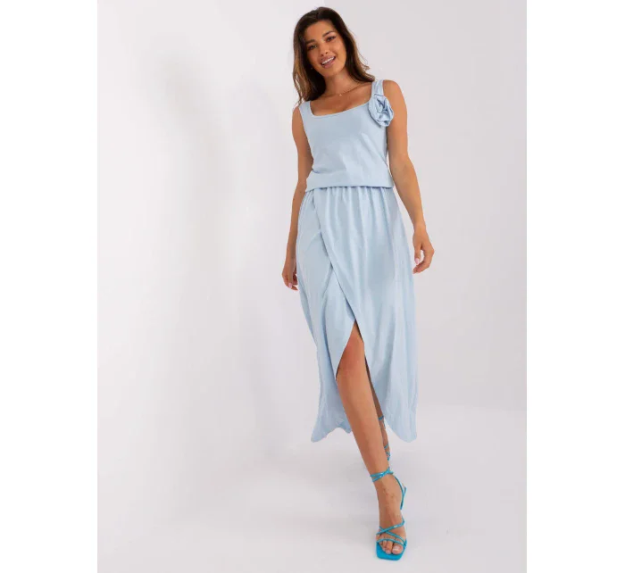 EM SK 820 šaty.06 světle modrá