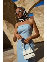 model 20970495 Džínové midi šaty světle modré - Moe