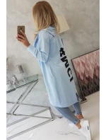 Modrá bunda s potiskem Modrá bunda s potiskem