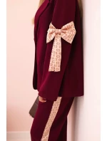 Dámský komplet s viskózou – sako s klopami a kalhoty s model 21232419 - K-Fashion Dámský komplet s viskózou – sako s klopami a kalhoty s model 21232419 - K-Fashion