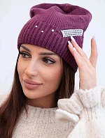 Dámská zimní vlněná čepice s ozdobným páskem zirkonů K402 tmavě fialová