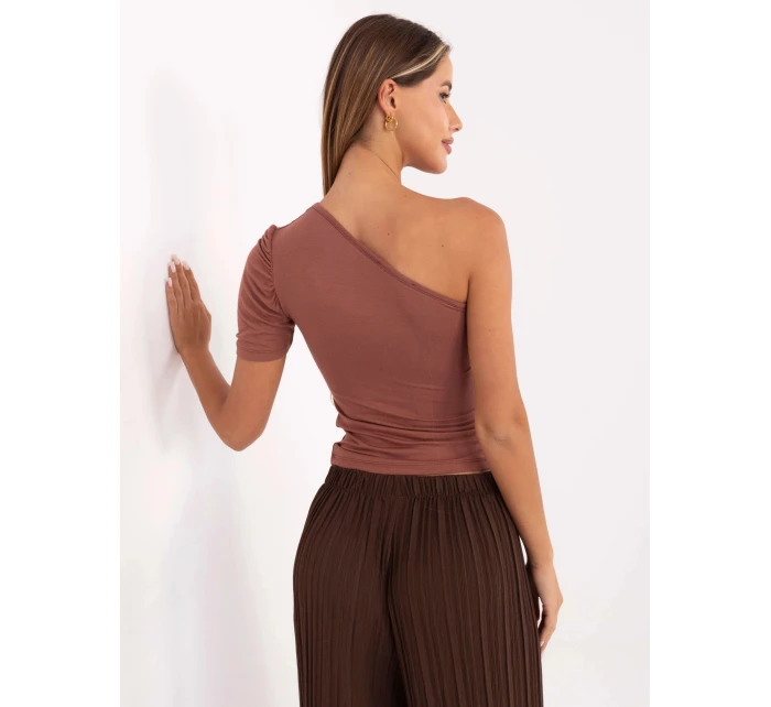Hnědé dámské tričko přes jedno rameno (190101)