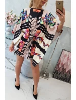 šaty s vázáním v béžové model 18748169 - K-Fashion šaty s vázáním v béžové model 18748169 - K-Fashion