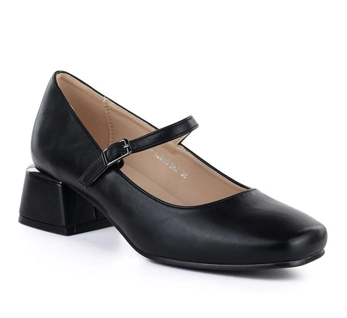 Dámská obuv na klínku s páskem černá Potocki model 22099449 Dámská obuv na klínku s páskem černá Potocki model 22099449