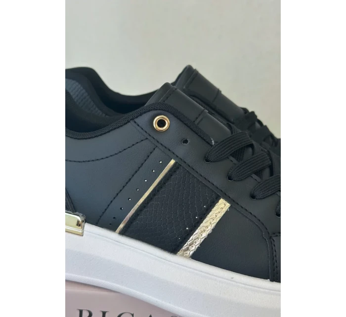 Módní Dámské Tenisky Na Platformě Z Eko Kůže Černé Nevisase Módní Dámské Tenisky Na Platformě Z Eko Kůže Černé Nevisase