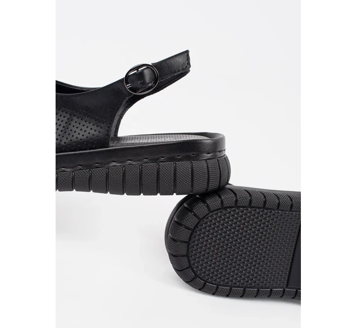 Krásné černé sandály dámské bez podpatku Krásné černé sandály dámské bez podpatku