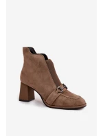 Dámské kotníkové boty z přírodního semiše na podpatek Artiker 57C0221 béžové