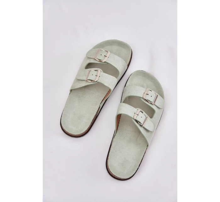 Dámské Pantofle S Přezkami Mátové model 21699061 - Boto