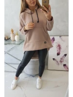 Zateplená mikina s dlouhými zády a kapucí tmavě béžová Zateplená mikina s dlouhými zády a kapucí tmavě béžová