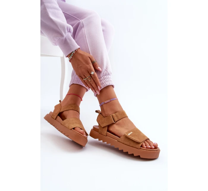 Dámské semišové sandály na platformě Big Star model 21655477 Hnědé - Big Star Shoes