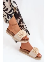 Dámské sandály na platformě s ozdobnými květinami béžové model 21704438 - Boto Dámské sandály na platformě s ozdobnými květinami béžové model 21704438 - Boto