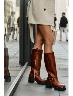 Dámské kožené kozačky Camel  model 21069641 - SWEET SHOES