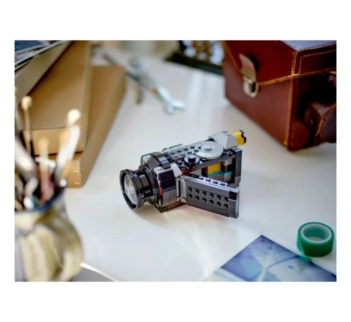 v retro stylu model 21863775 - Lego