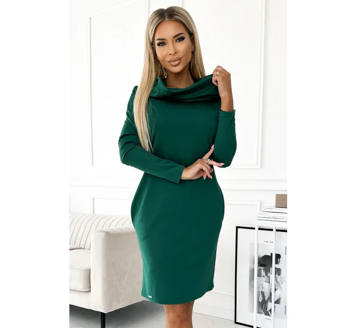 503-1 Teplé šaty s velkým rolákem a kapsami - ZELENÉ