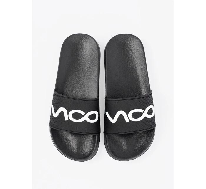 Pohodlné nazouváky černé dámské na plochém podpatku Pohodlné nazouváky černé dámské na plochém podpatku